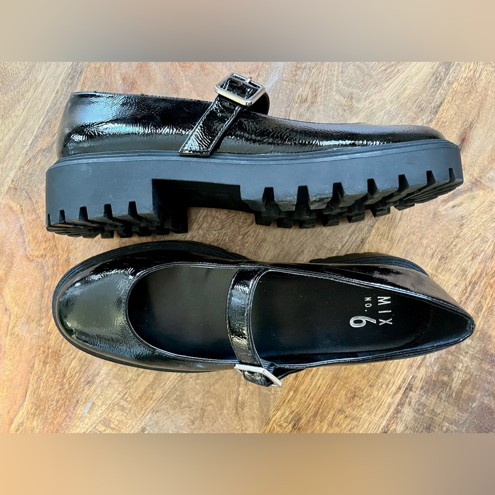 MIX no. 6 Mary Jane chunky black patent leather shoe